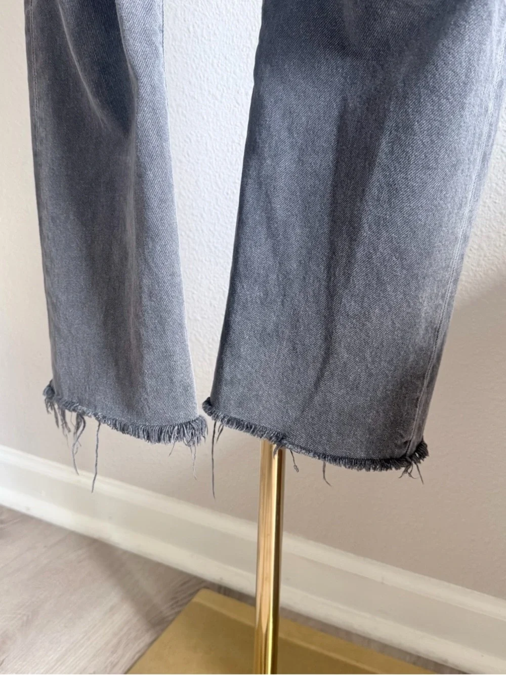 Levi's Men's Washed Charcoal Relaxed‎ Jeans